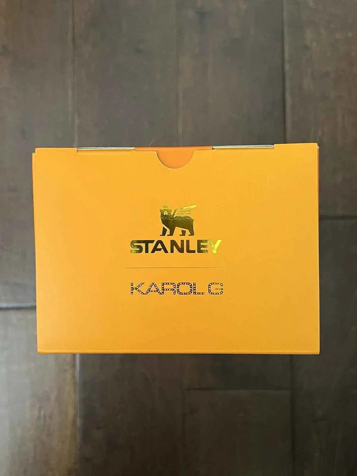 Stanley x KAROL G 40oz Quencher H2.0 FlowState Tumbler Cup New Limited IN HAND
