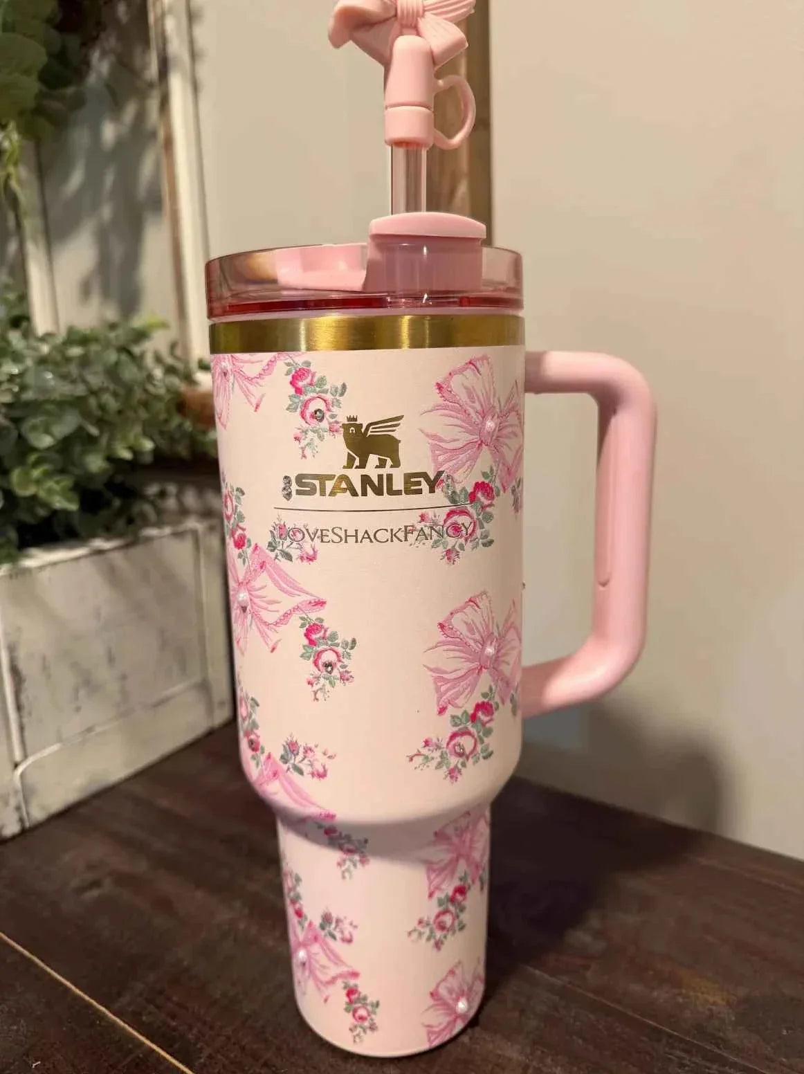 Stanley X Love Shack Fancy Quencher 40 oz Tumbler Cup Butterfly Gift Box Pink US