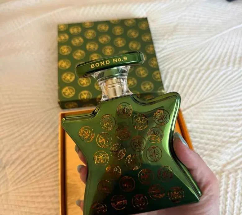 Bond No. 9 Greenpoint Eau de Parfum 100ml – Unisex Luxury Fragrance